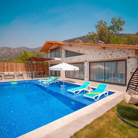 Zuemruet - 2 Bedroom With Jacuzzi In Kalkan - Uzumlu * Caykoy