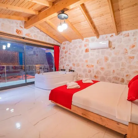 Zuemruet - 2 Bedroom With Jacuzzi In Kalkan - Uzumlu Villa