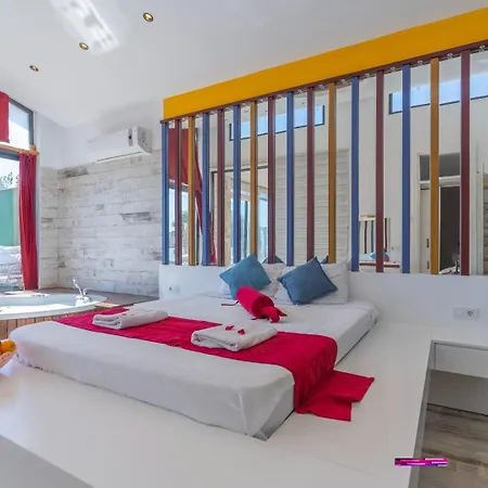 Villa Zuemruet - 2 Bedroom With Jacuzzi In Kalkan - Uzumlu Caykoy